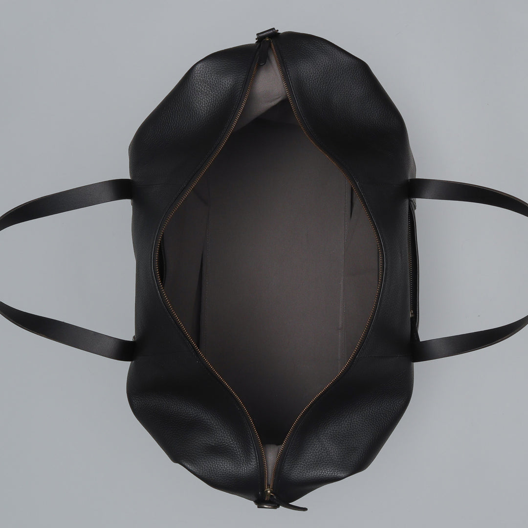 spacious Leather travel bag