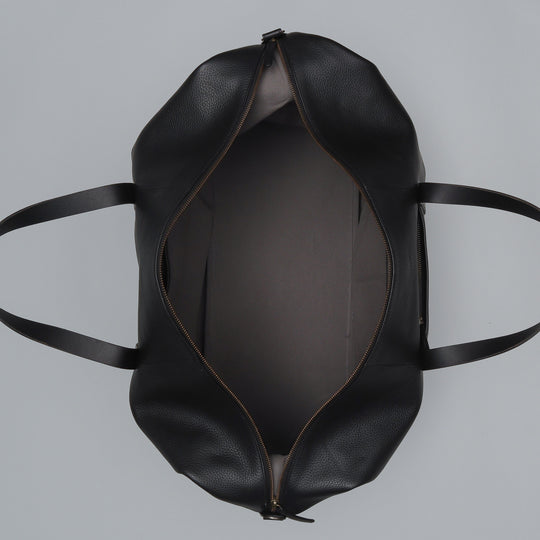 spacious Leather travel bag