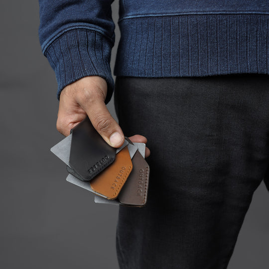 saddleback leather card sleeve