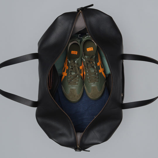 Large leather travel bag