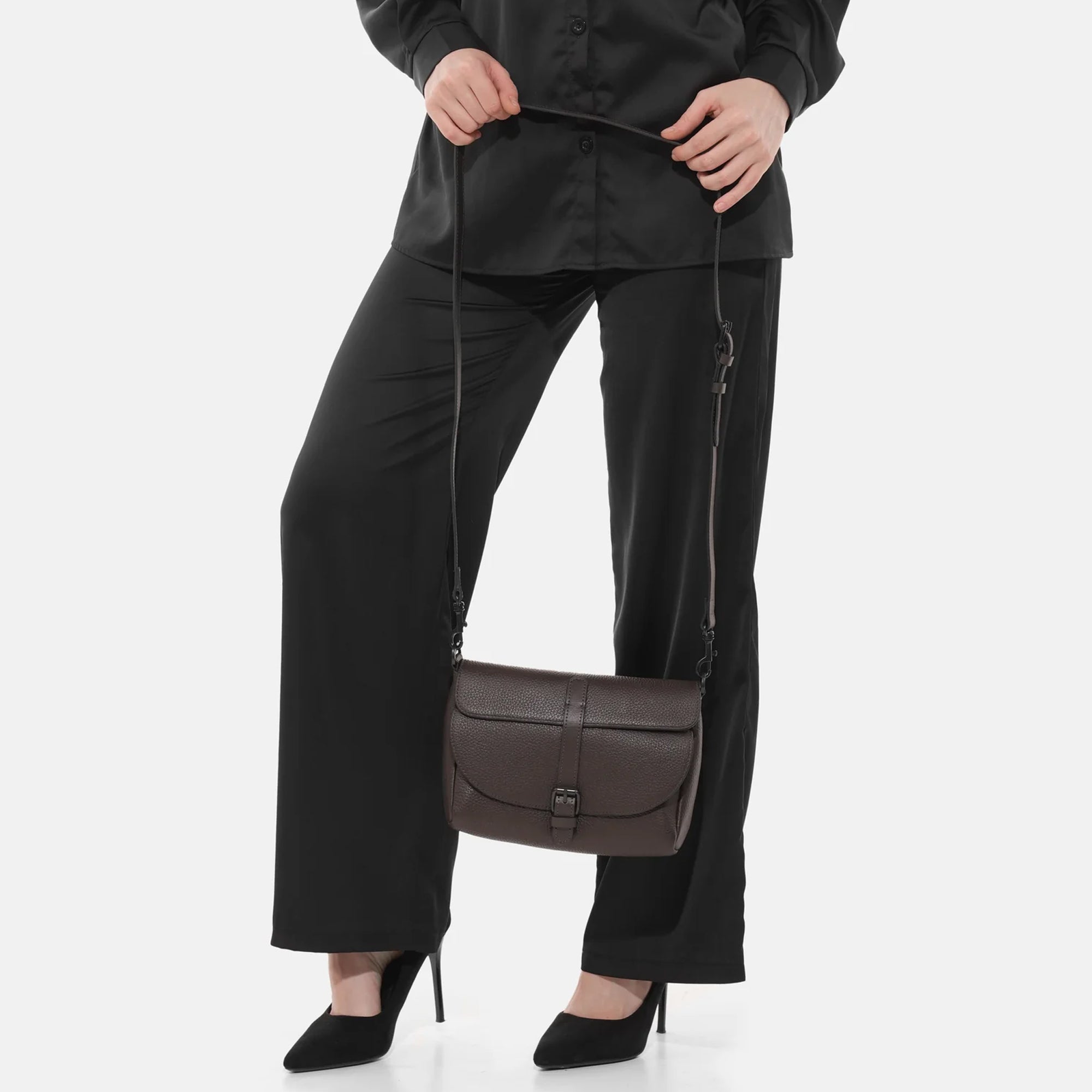 Clara Crossbody Bag