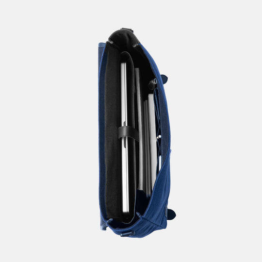 Metro Canvas Messenger Bag