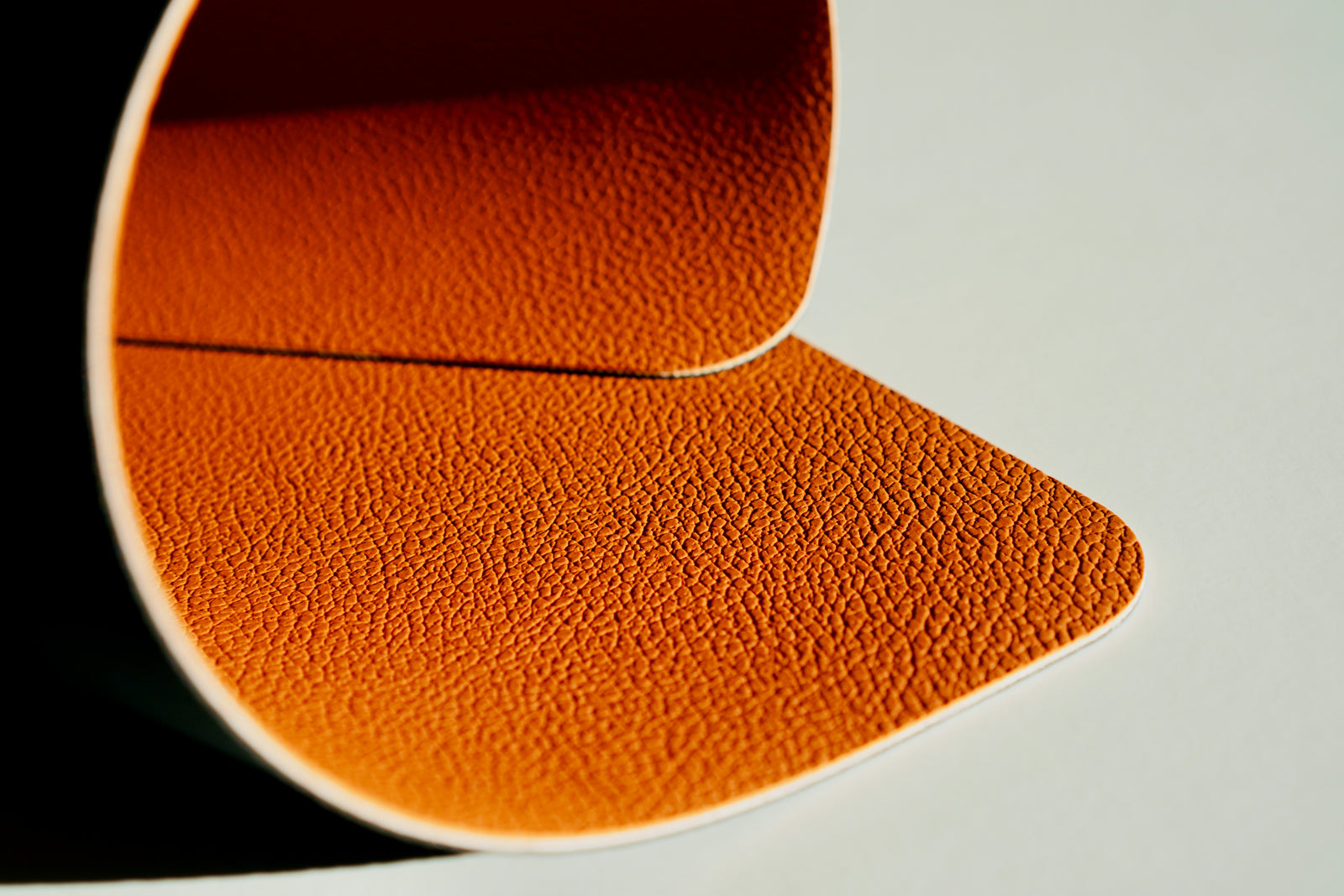 Full-grain. Vegetable-tanned.