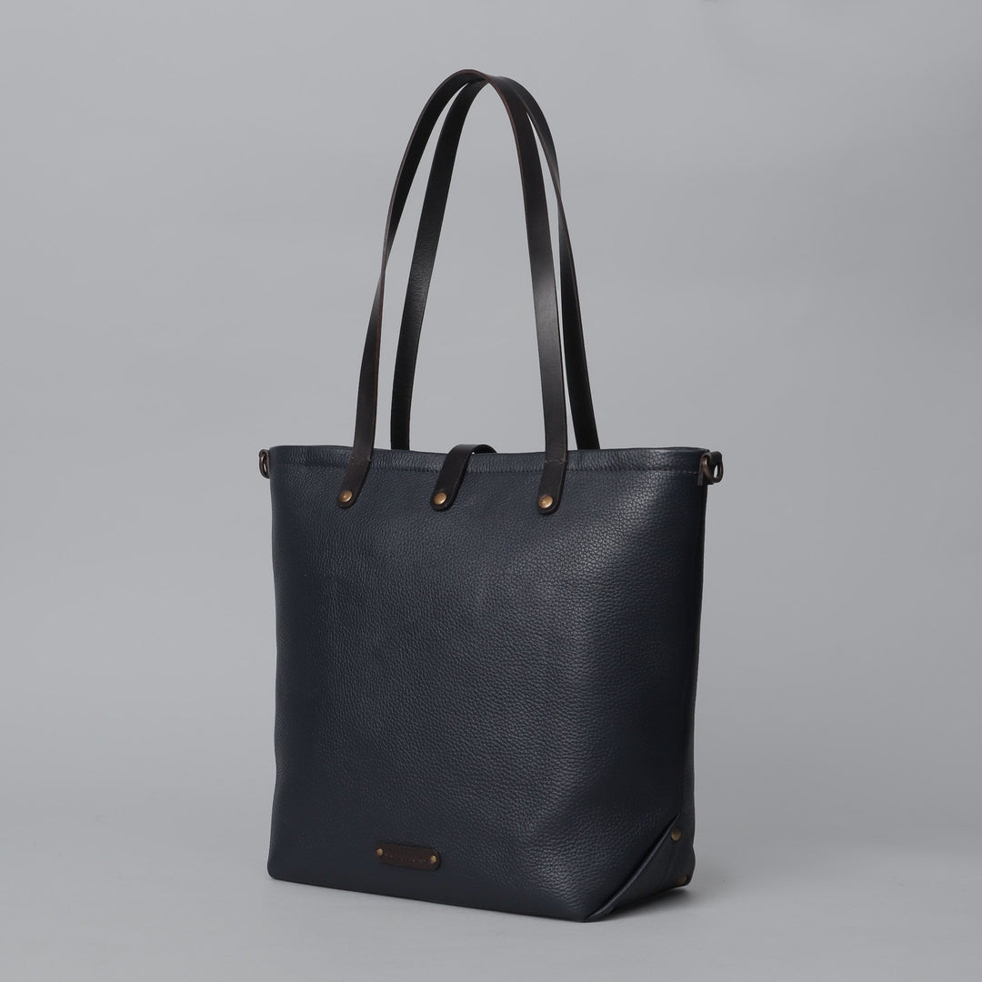 Navy tote bag | Leather | Outback life | Women