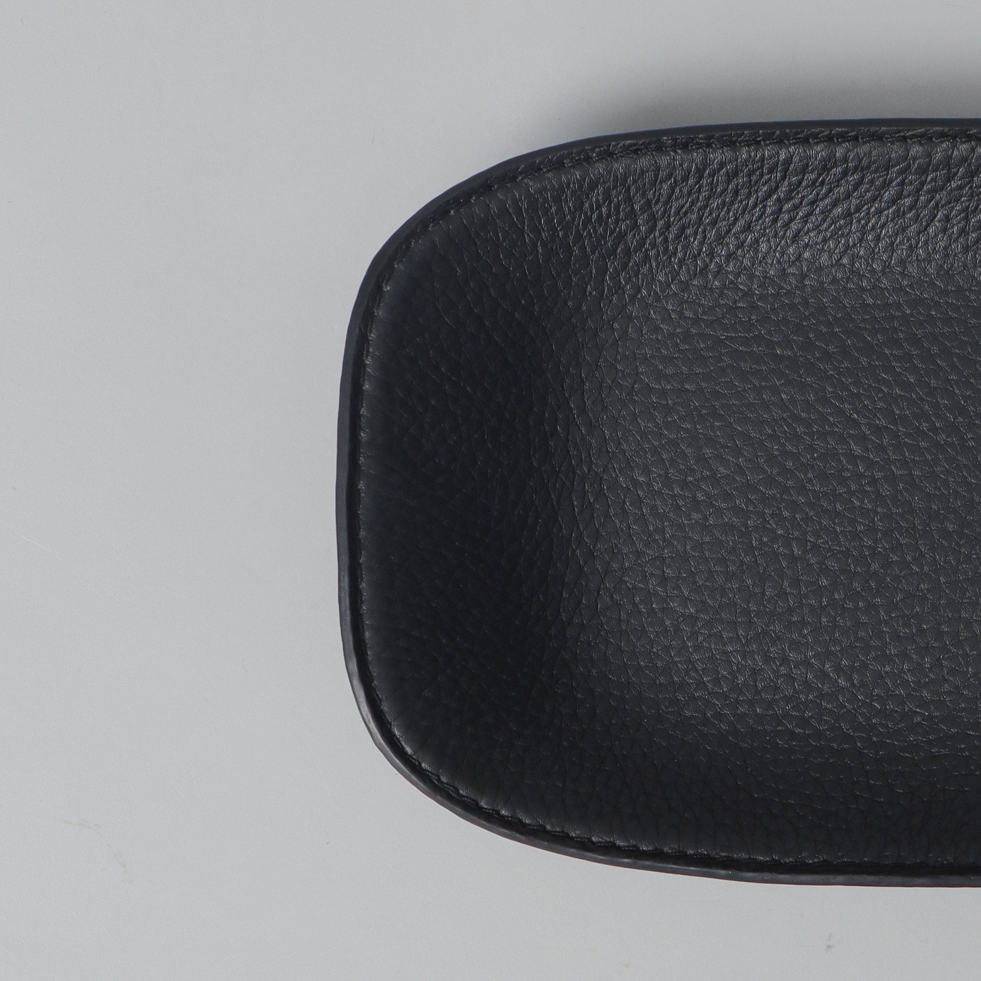 free Monogramming tokyo tray