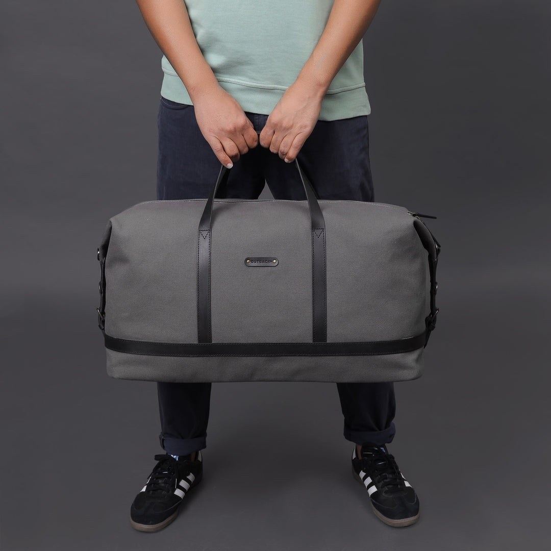 grey canvas travel bag for men