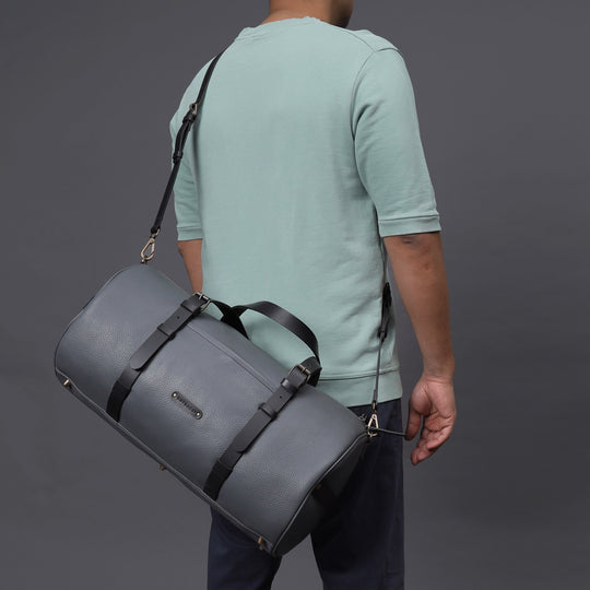 leather gym bag Outback